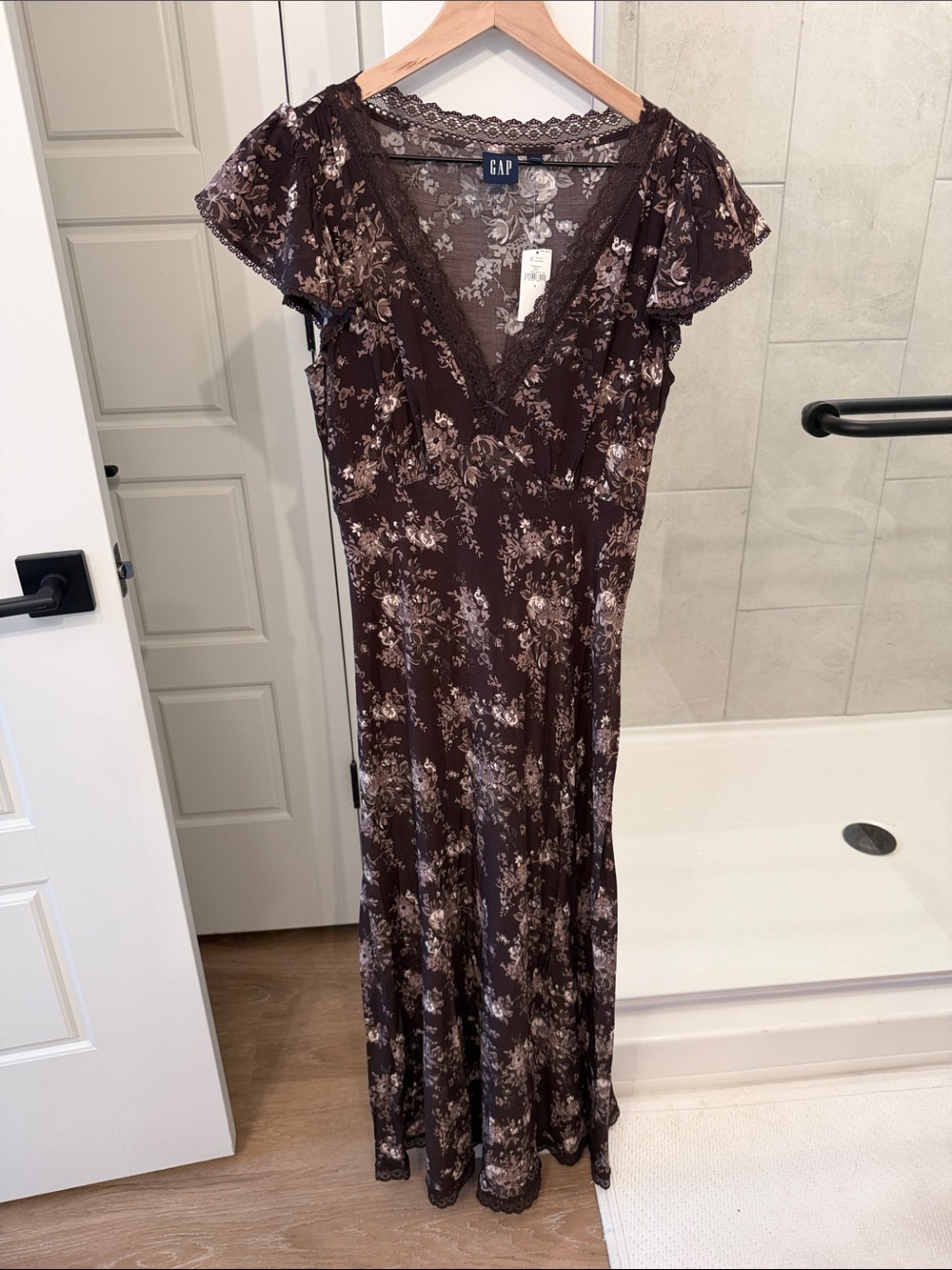 GAP Brown Floral Lace-Trim Maxi Dress with V-Neck